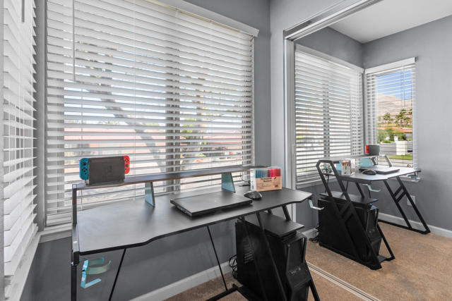 Image 47 of 68 For 72915 Deer Grass Drive