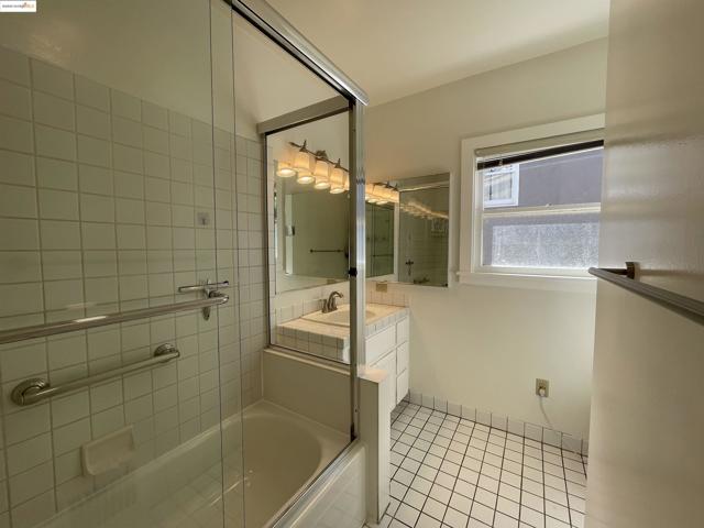 1159 Winsor, Piedmont CA: https://media.crmls.org/mediaz/f296eebd-5539-4a39-b9b9-79e1869e2538.jpg