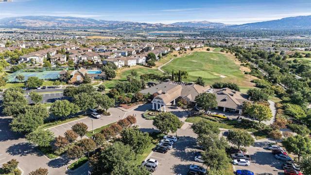 6013 Kingsmill Ter, Dublin CA: https://media.crmls.org/mediaz/f297cf99-c1f8-4d0e-a7ce-8e9c80207219.jpg