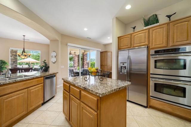 61436 Topaz Drive, La Quinta CA: https://media.crmls.org/mediaz/f29847bb-c17b-41f3-994d-ec762e6fa927.jpg