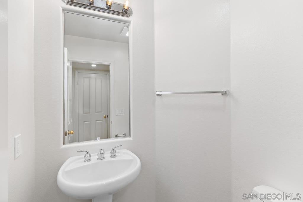 9727 Stonecrest Blvd - photo 14