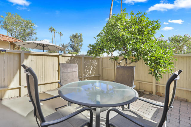 72964 Ken Rosewall Lane, Palm Desert, CA 92260