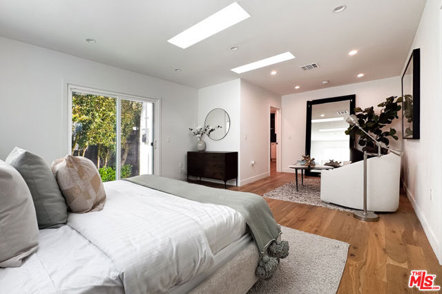 1363 S Curson Avenue, Los Angeles CA: https://media.crmls.org/mediaz/f2999d82-520d-4f63-a435-0d9e501d0337.jpg