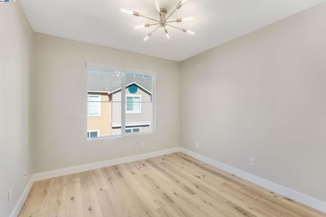 4579 Mangrove Dr, Dublin CA: https://media.crmls.org/mediaz/f29bdd86-7362-4f2b-a31e-781f29cbef51.jpg