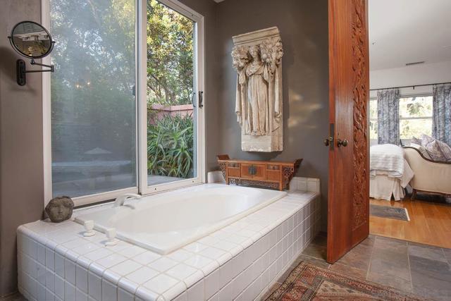Image 32 of 54 For 502 Quail Gardens Dr