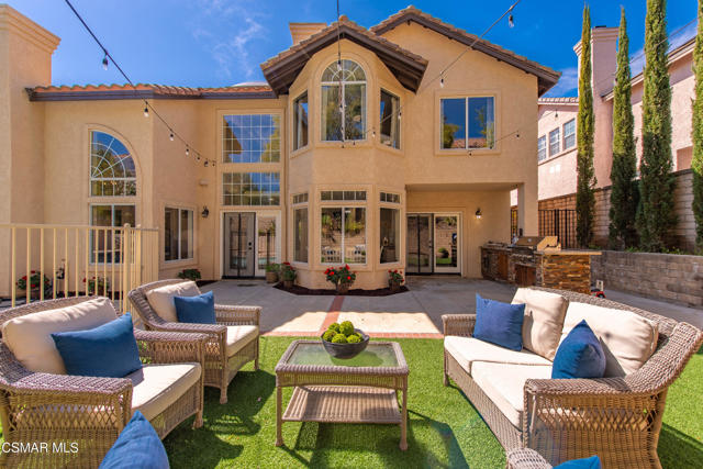 32711 Wellbrook Drive, Westlake Village CA: https://media.crmls.org/mediaz/f29c1c49-9b50-4631-888f-d444b1f51aa7.jpg