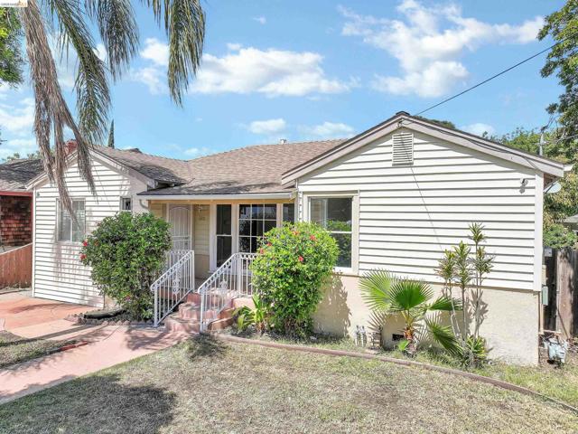 Image 5 of 40 For 120 Hillcrest Ave