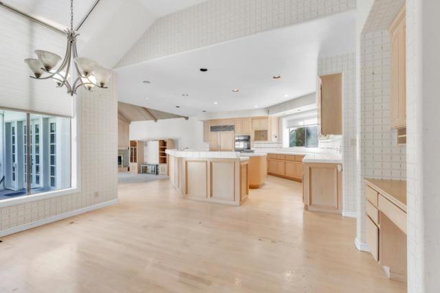 4443 Deer Field Way, Danville CA: https://media.crmls.org/mediaz/f29d5b04-36d0-4bd4-b023-b5b44d6c41ff.jpg