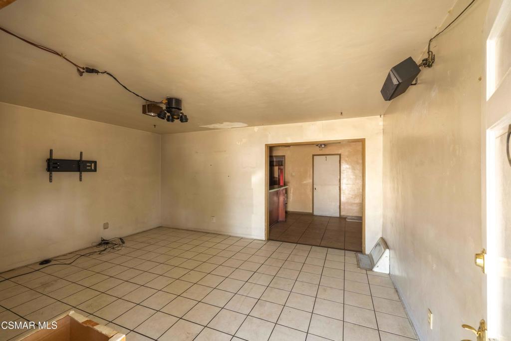 MLS #226003581 image #5
