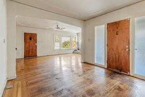 1219 Park Avenue, San Jose CA: https://media.crmls.org/mediaz/f2a18ad0-ac08-4046-9e51-85efb64d3fd8.jpg