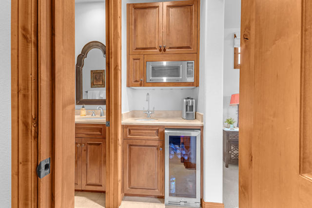 Image 28 of 56 For 83073 Shore Drive