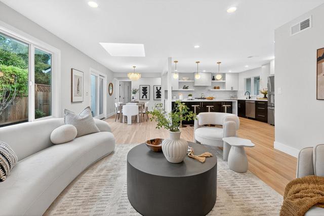 430 Gilbert Avenue, Menlo Park CA: https://media.crmls.org/mediaz/f2a362a5-83a2-487a-9788-ebcbe43c0c59.jpg