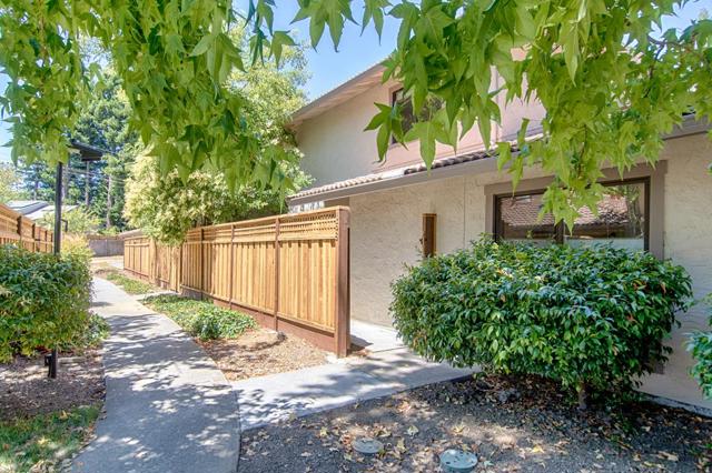 168 Peach Terrace, Santa Cruz CA: https://media.crmls.org/mediaz/f2a40b30-2d12-464f-9d83-b67c0b7178ab.jpg