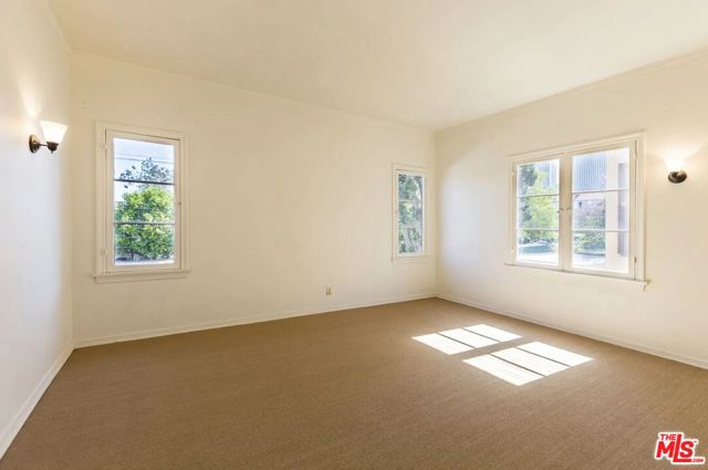 Image 25 of 27 For 9948 Robbins Drive
