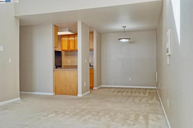 3300 Wolcott Cmn, Fremont CA: https://media.crmls.org/mediaz/f2a50cf4-915e-4ae9-a738-a643892942d9.jpg