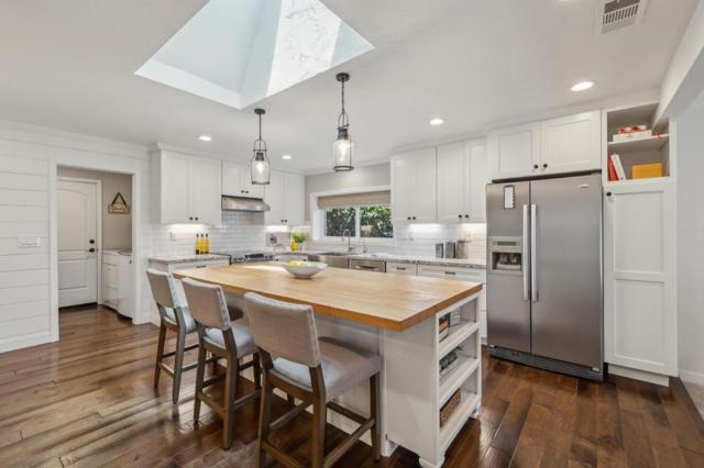1592 Chambers Drive, San Jose CA: https://media.crmls.org/mediaz/f2a520e1-0d79-4e59-b7d5-8961f69736a9.jpg