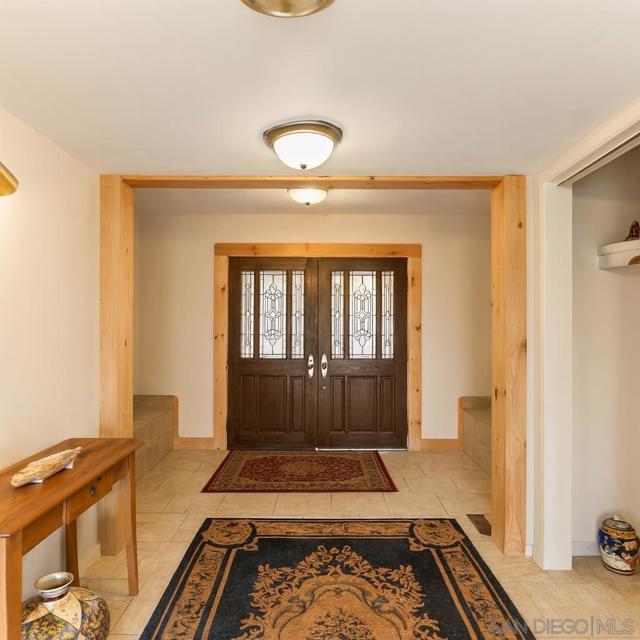 732 Hamilton Lane, Fallbrook CA: https://media.crmls.org/mediaz/f2a52578-e1ef-465f-b3c8-a60917fcf4b8.jpg