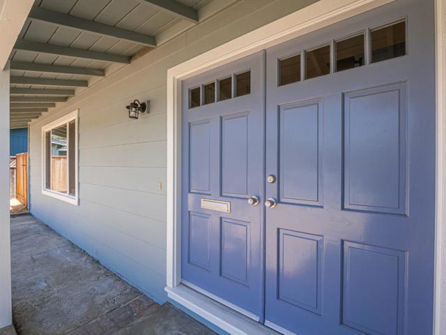 917 Sir Francis Avenue, Capitola CA: https://media.crmls.org/mediaz/f2a5c4fb-7df4-40f4-951b-2df0a86d0513.jpg