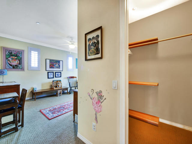 1333 Caspian Way, Oxnard CA: https://media.crmls.org/mediaz/f2a7a7b5-1d3c-46e2-bf2f-1807d2439cf8.jpg