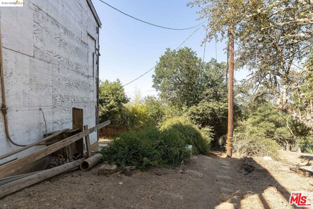 436 Panoramic Way, Berkeley CA: https://media.crmls.org/mediaz/f2a7b8ae-9a83-40c7-9ed1-6cb61c5c8c5b.jpg