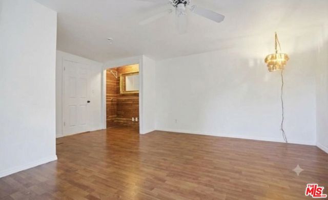 2427 Liberty Lane photo 13