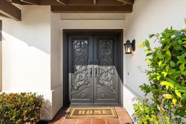16263 Via Embeleso, San Diego CA: https://media.crmls.org/mediaz/f2a8286e-46c5-45b2-93bc-026fba224b92.jpg