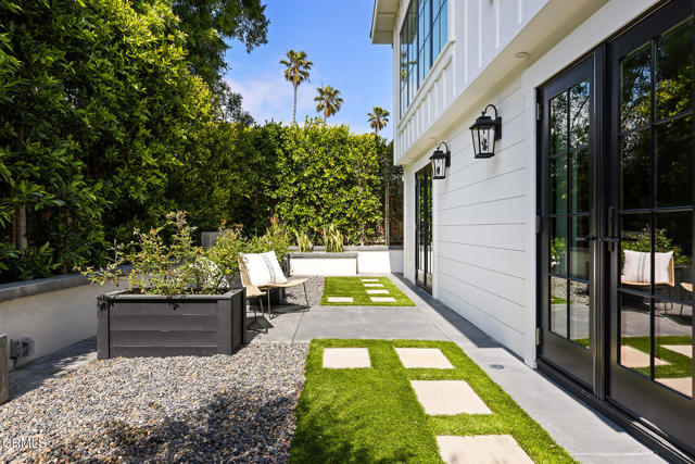 Detail Gallery Image 34 of 41 For 1173 Norwich Ln, Ventura,  CA 93001 - 4 Beds | 4/1 Baths