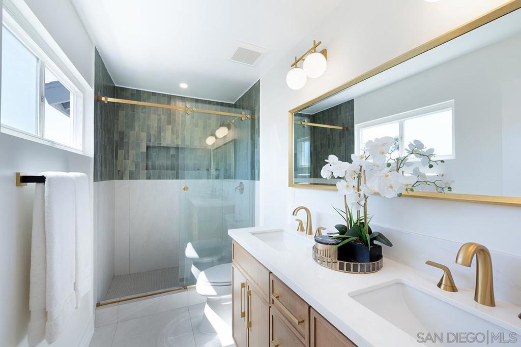 6211 Syracuse Lane - photo 20