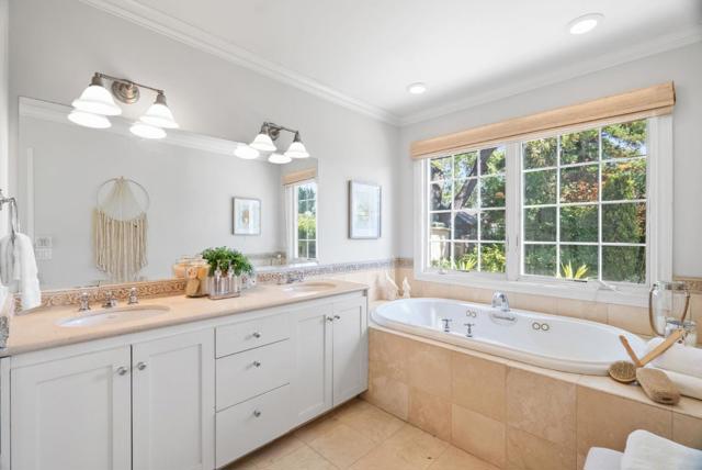 1021 Elm Street, San Carlos CA: https://media.crmls.org/mediaz/f2acdad5-01a9-4bf8-b303-21e49c1241ac.jpg
