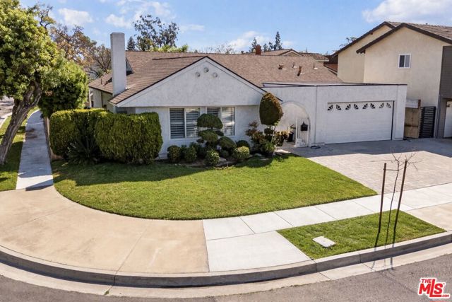 18704 Stefani Avenue, Cerritos CA: https://media.crmls.org/mediaz/f2ad6a01-f275-4883-b9e9-23e7f0cf38c0.jpg