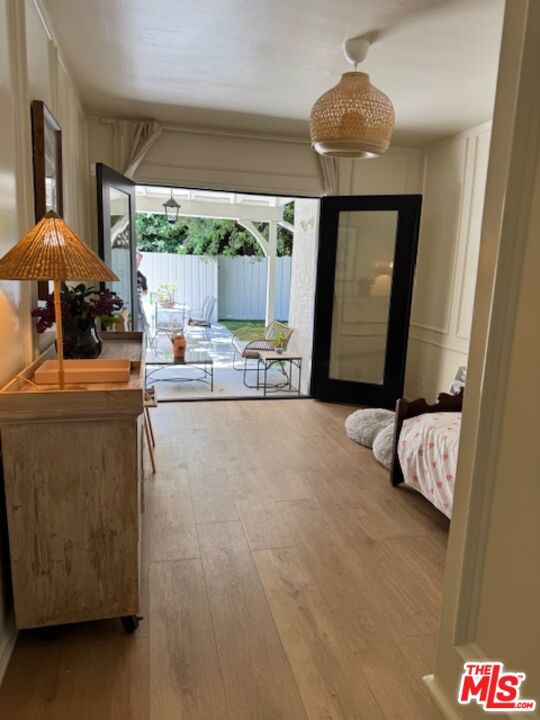 6827 Bianca Avenue, Lake Balboa CA: https://media.crmls.org/mediaz/f2aef53a-12db-4360-8746-d00aa20f9e40.jpg