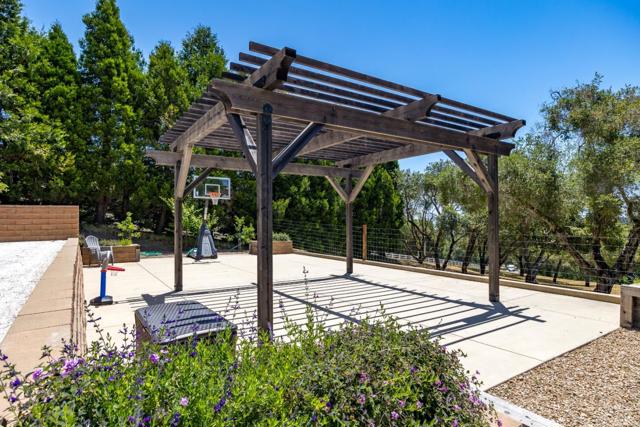 235 Vista Del Pajaro Road, Corralitos CA: https://media.crmls.org/mediaz/f2b0a720-8ed6-44ca-b757-e838ade39bf6.jpg