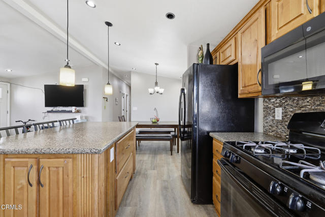 Detail Gallery Image 10 of 37 For 1657 Lime Ave #87,  Oxnard,  CA 93033 - 3 Beds | 2 Baths