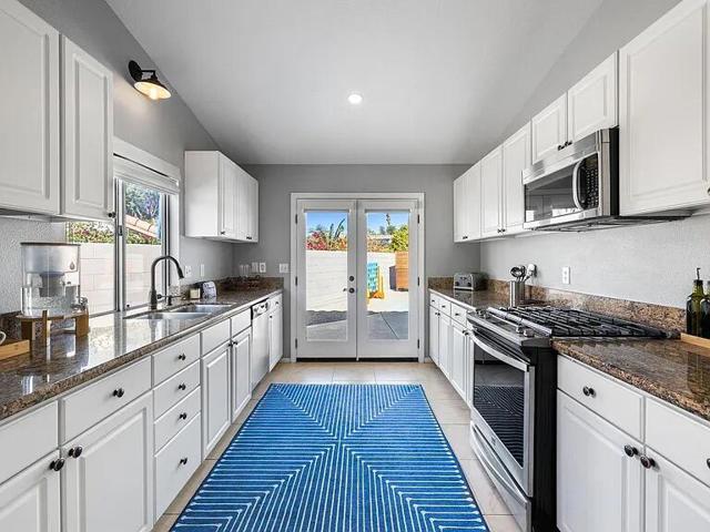 Image 20 of 56 For 76838 Abby Court