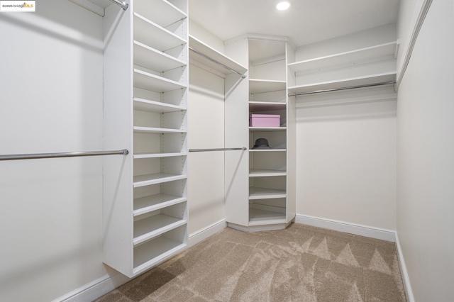 1415 Vancouver Ave, Burlingame CA: https://media.crmls.org/mediaz/f2b3360d-a364-41e4-96e4-483d2879291e.jpg