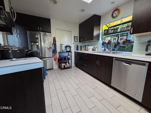 Detail Gallery Image 29 of 46 For 448 Court Ave, Ventura,  CA 93003 - 3 Beds | 2/1 Baths