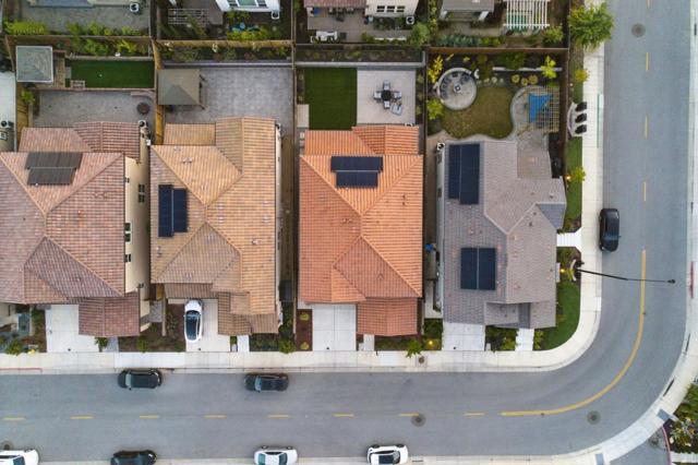 7081 Kirigin Way, Gilroy CA: https://media.crmls.org/mediaz/f2b4b9ec-7576-4e29-a039-75d3775c5fca.jpg