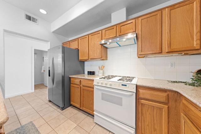 298 S Rengstorff Avenue, Mountain View CA: https://media.crmls.org/mediaz/f2b4d760-9654-463f-bee4-01dbfba0fc3e.jpg