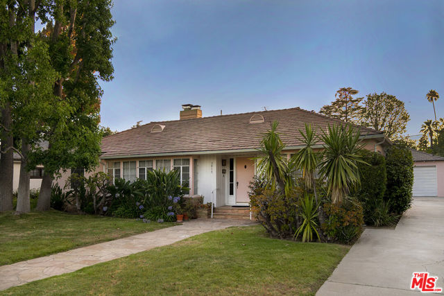 5817 Nagle Avenue photo 4