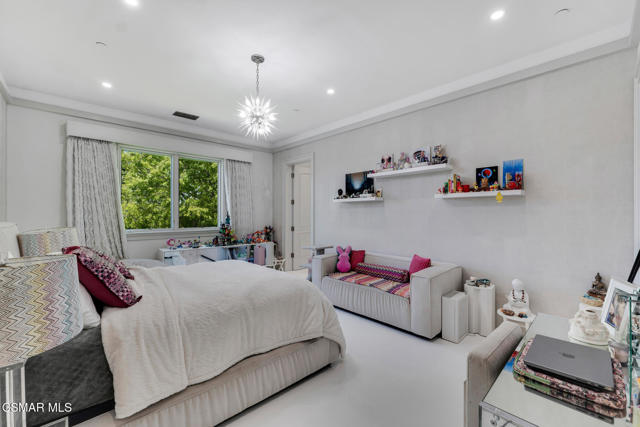 2259 Melford Court, Westlake Village CA: https://media.crmls.org/mediaz/f2b61751-0b6d-486f-88aa-9a2933af0c35.jpg