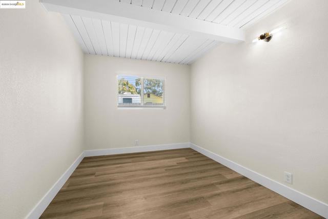 716 Williams Dr, Richmond CA: https://media.crmls.org/mediaz/f2b645c4-f135-41b3-8327-fd4aaf1cbd27.jpg