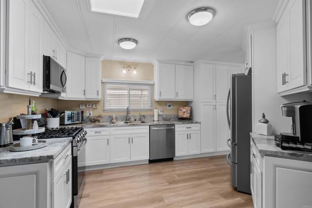 Detail Gallery Image 6 of 35 For 500 W Santa Maria St #30,  Santa Paula,  CA 93060 - 2 Beds | 2 Baths