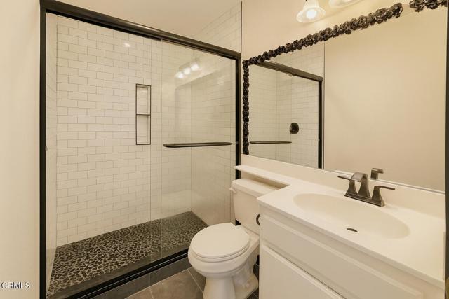 Detail Gallery Image 6 of 13 For 2803 Antonio Dr #304,  Camarillo,  CA 93010 - 2 Beds | 2 Baths