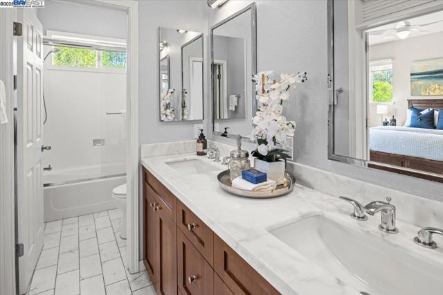 Image 35 of 53 For 23110 Canyon Terrace Dr