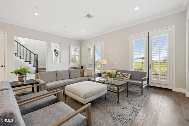 4111 Adriatic Street, Oxnard CA: https://media.crmls.org/mediaz/f2b78a88-0df8-48ba-b134-b8ebb843c93e.jpg