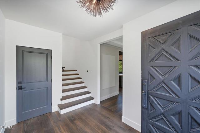 Detail Gallery Image 6 of 76 For 1329 Campbell St, Glendale,  CA 91207 - 4 Beds | 6 Baths