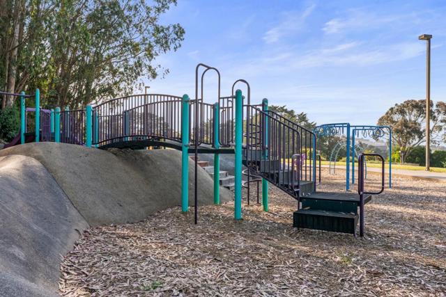 1 Appian Way, South San Francisco CA: https://media.crmls.org/mediaz/f2b87b46-3fb7-4d94-bf7f-7ded0fe20290.jpg