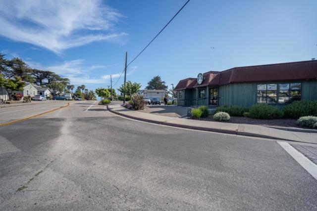 610 14th Avenue, Santa Cruz CA: https://media.crmls.org/mediaz/f2b8c557-5ab8-4dad-b7c2-d9b6ceeca9c0.jpg