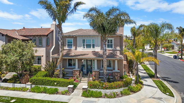 Detail Gallery Image 1 of 50 For 4003 Galapagos Way, Oxnard,  CA 93035 - 5 Beds | 3 Baths