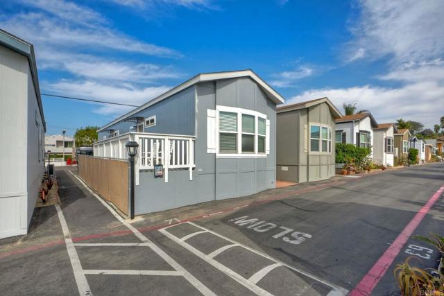 Detail Gallery Image 4 of 36 For 1549 N Vulcan Ave #71,  Encinitas,  CA 92024 - 2 Beds | 2 Baths